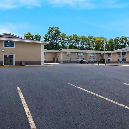 Econo Lodge Portage Exterior photo
